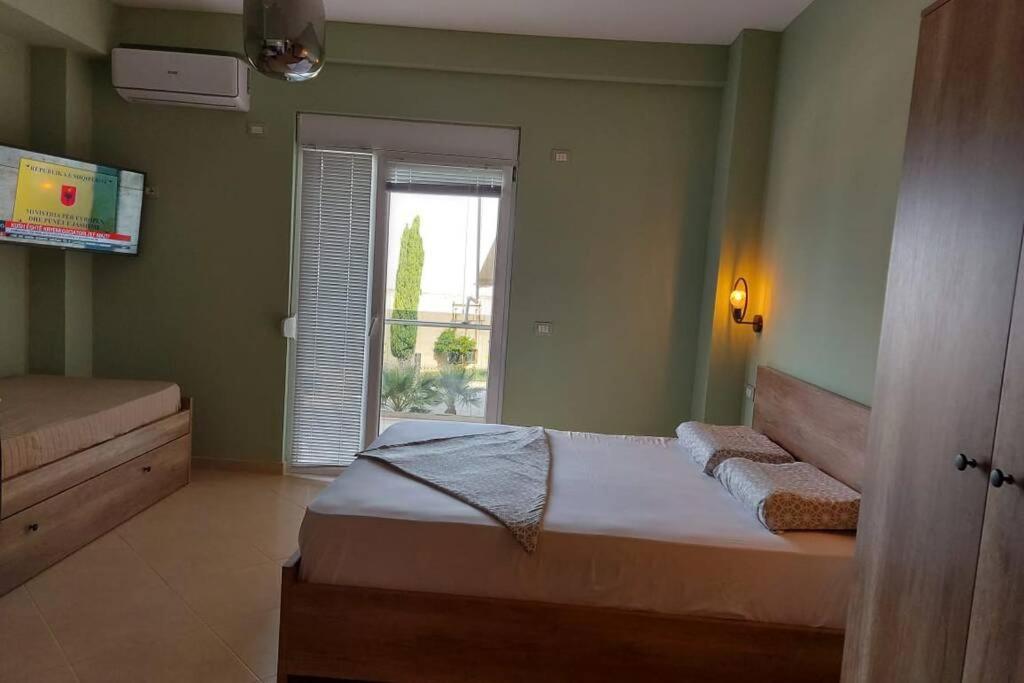 Darla Sea View Apartment Vlorë Eksteriør bilde