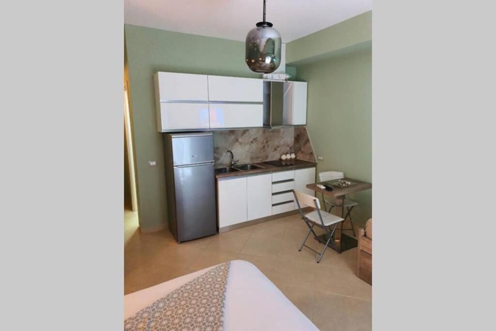 Darla Sea View Apartment Vlorë Eksteriør bilde