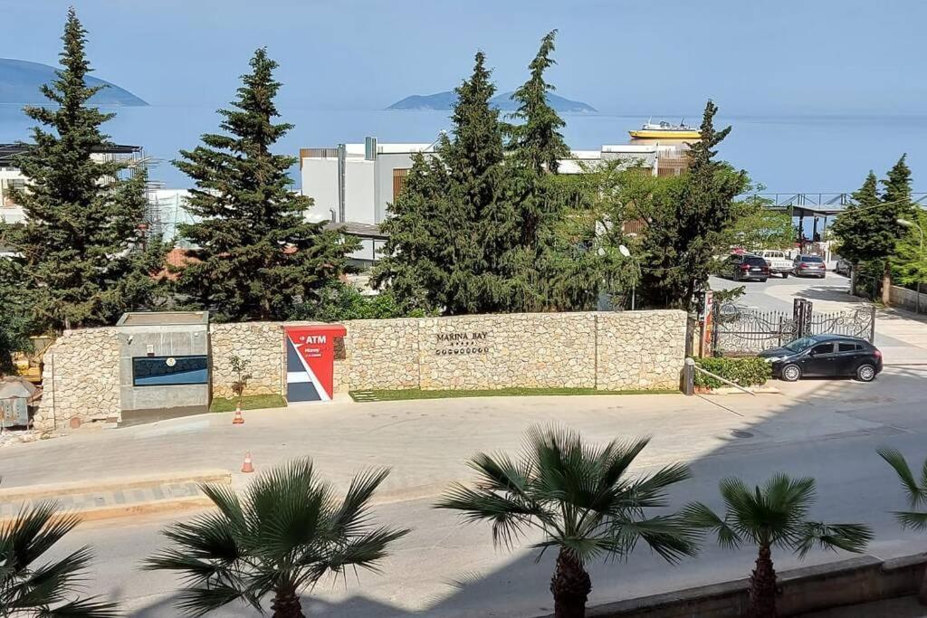 Darla Sea View Apartment Vlorë Eksteriør bilde