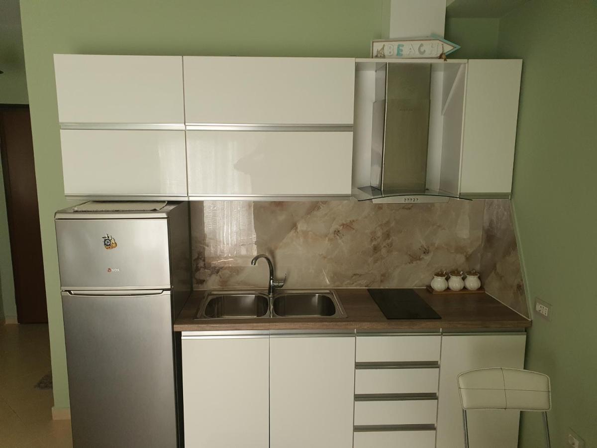 Darla Sea View Apartment Vlorë Eksteriør bilde