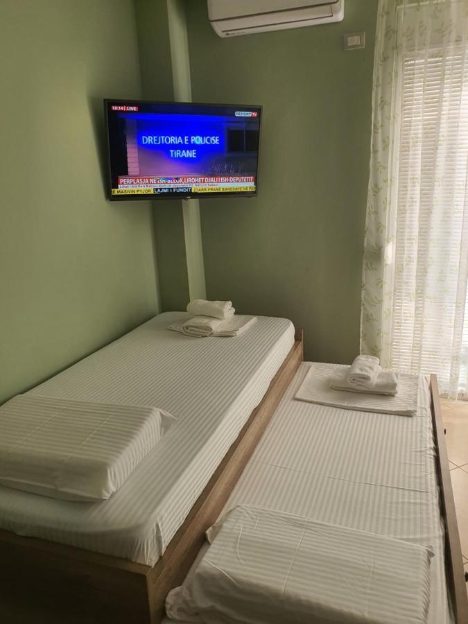 Darla Sea View Apartment Vlorë Eksteriør bilde