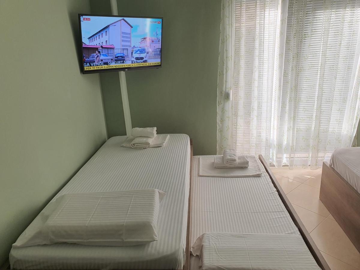 Darla Sea View Apartment Vlorë Eksteriør bilde