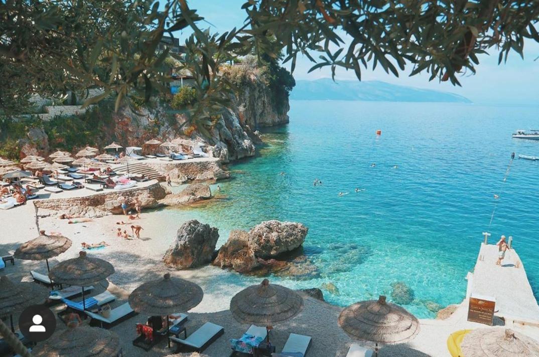 Darla Sea View Apartment Vlorë Eksteriør bilde
