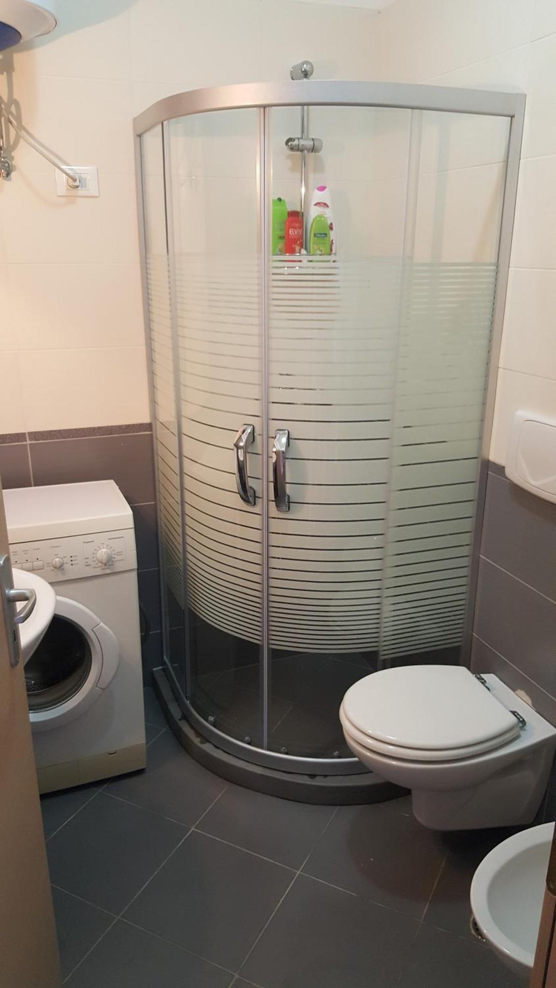 Darla Sea View Apartment Vlorë Eksteriør bilde